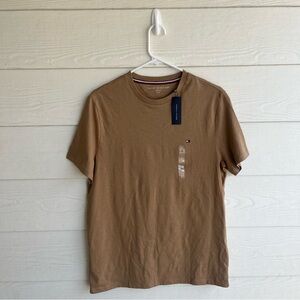 Tommy Hilfiger Everyday T-Shirt in Pinecone Tan (NWT,‎ Size Small)